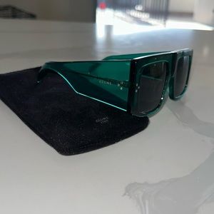 Céline sunglasses 😎